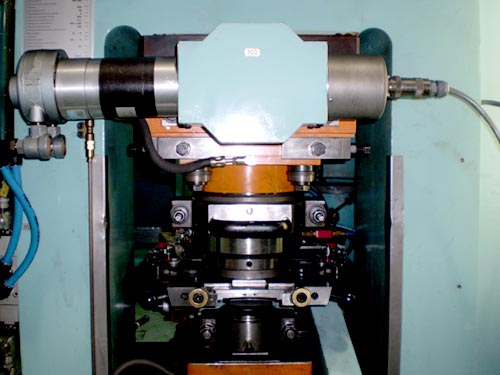 Cabezal de m&aacute;quina de conformado en fr&iacute;o